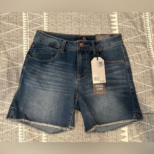 1822 Denim Women's Blue Shorts